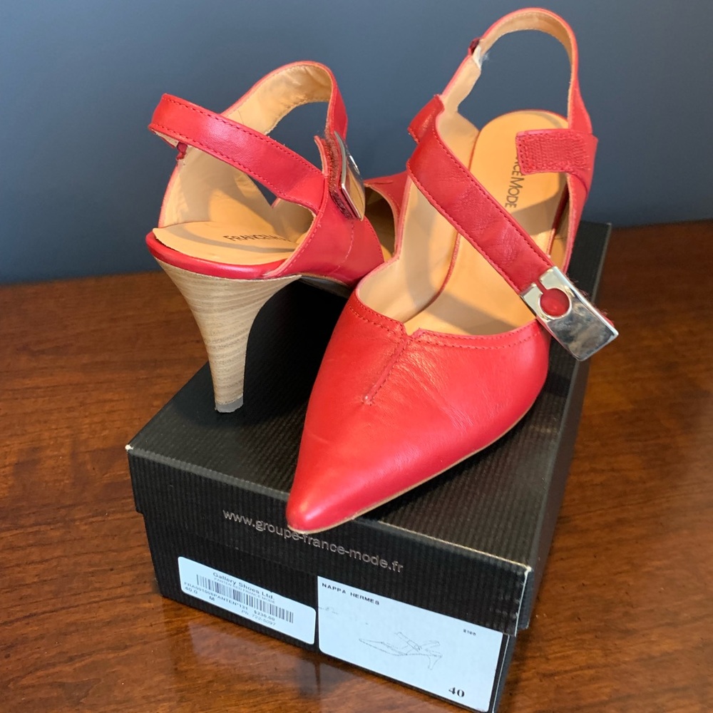 Ladies shoes